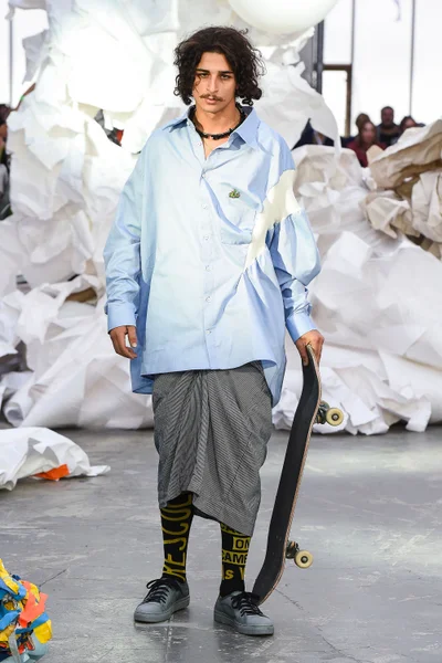 Look 2
